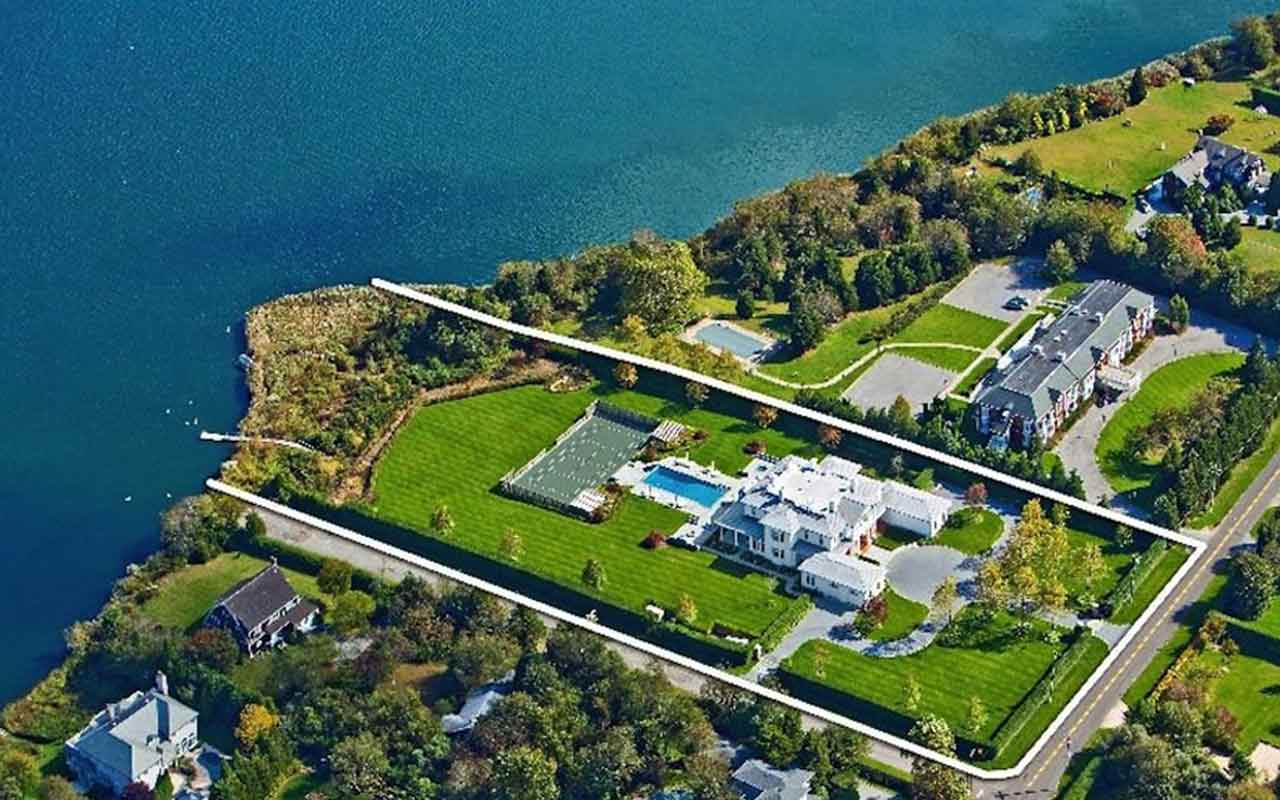 Hamptons, NY